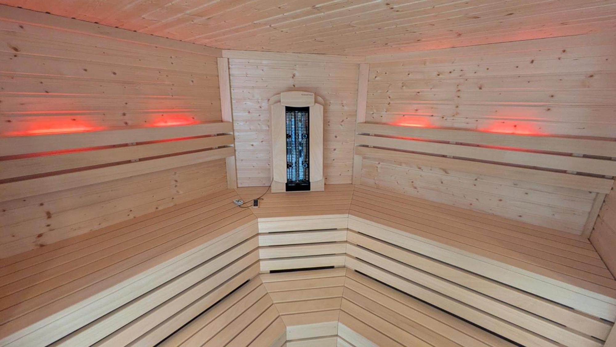 Landhotel Sonneneck - Breuna Im Naturpark Eksteriør bilde