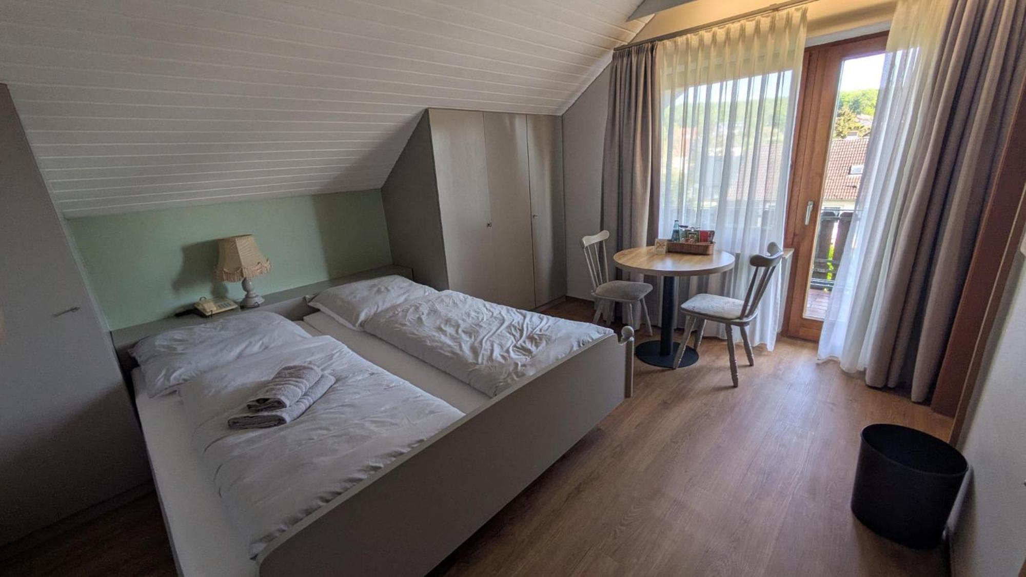 Landhotel Sonneneck - Breuna Im Naturpark Eksteriør bilde