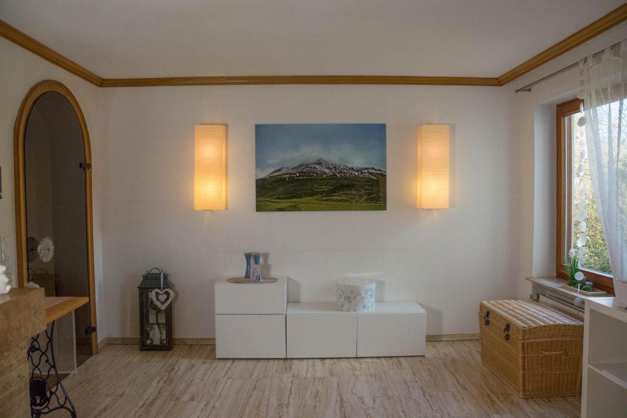 Landhotel Sonneneck - Breuna Im Naturpark Eksteriør bilde